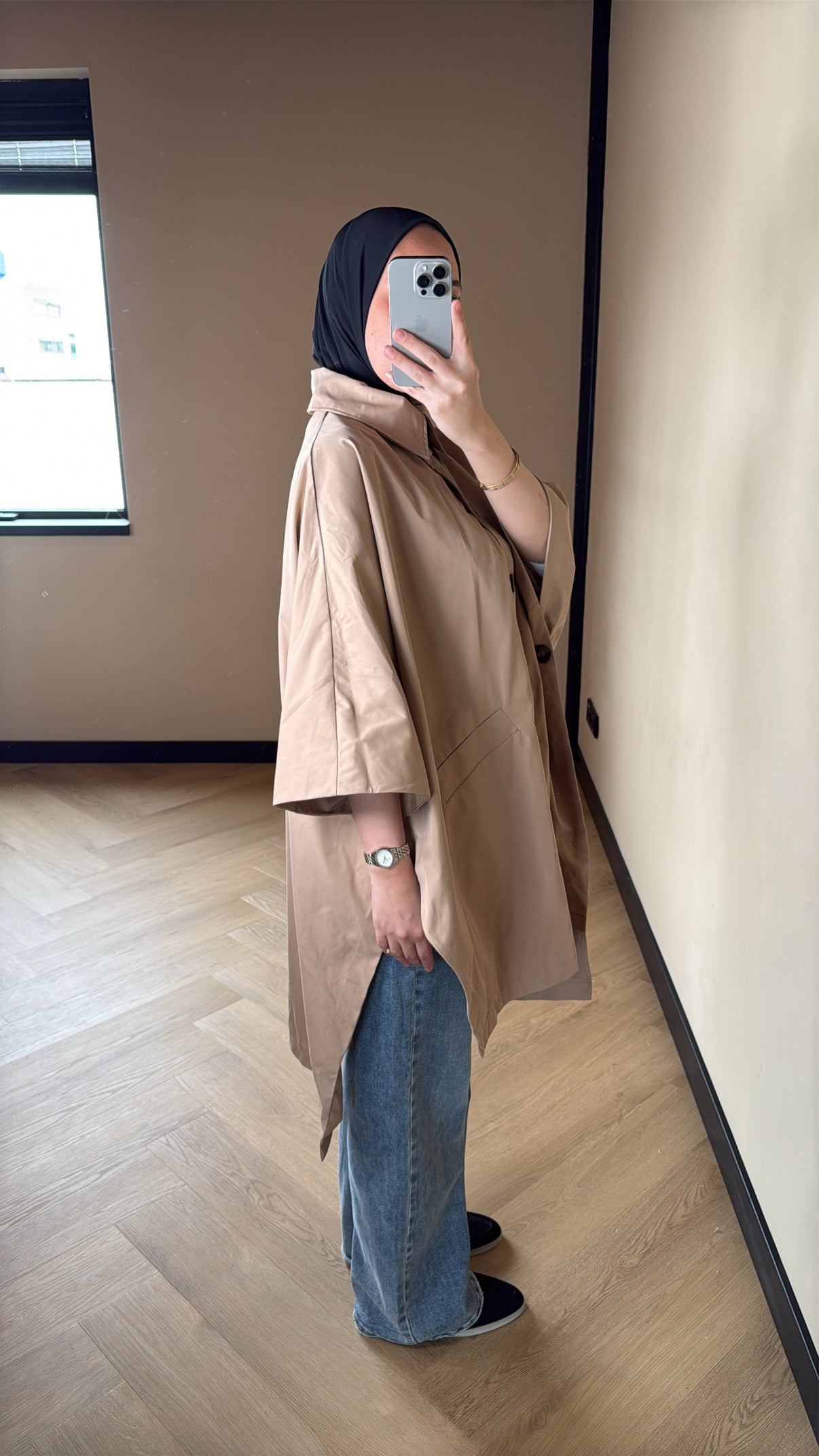 Cape Trench Maya - Camel