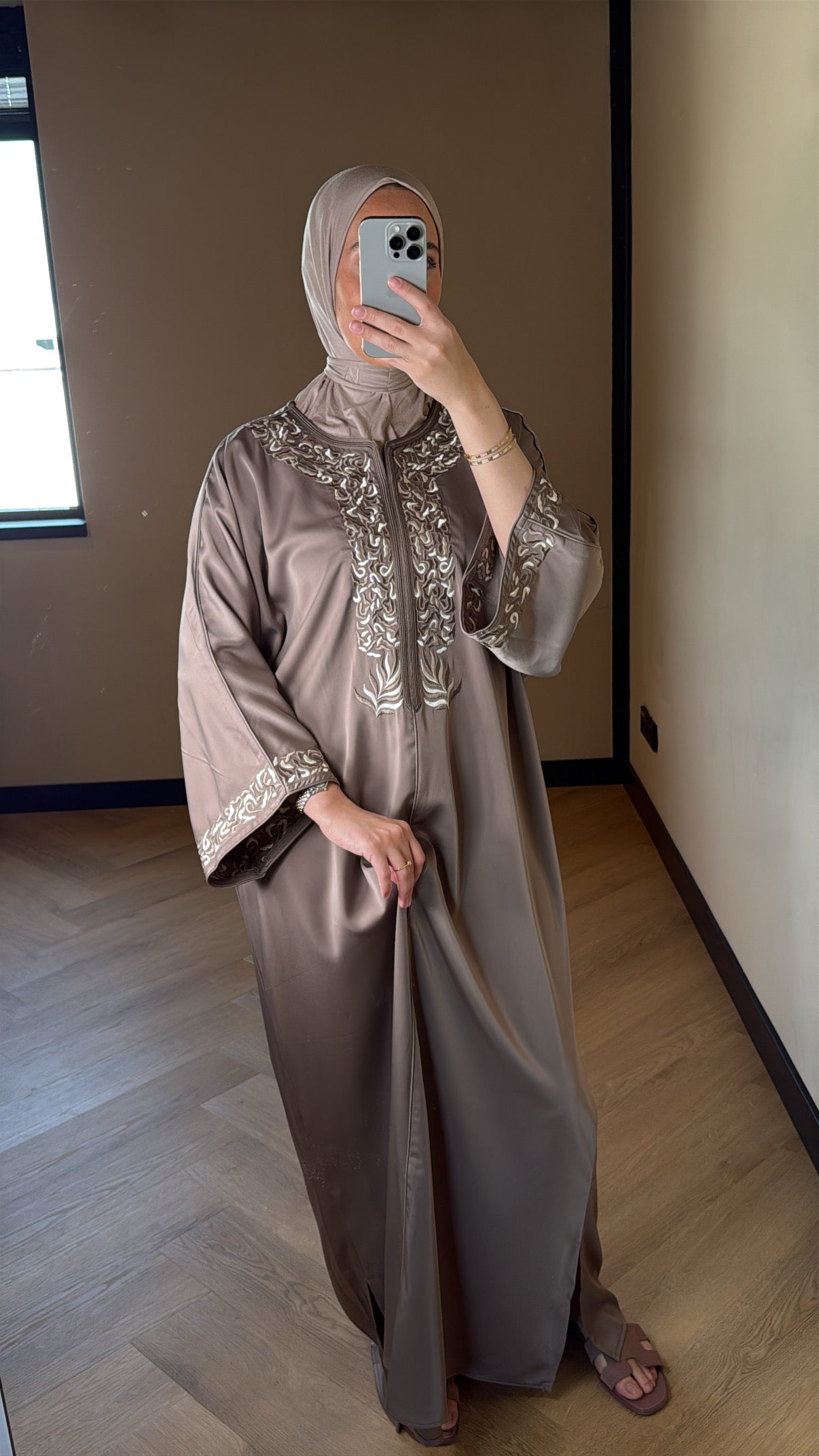 Abaya Luna - Brown