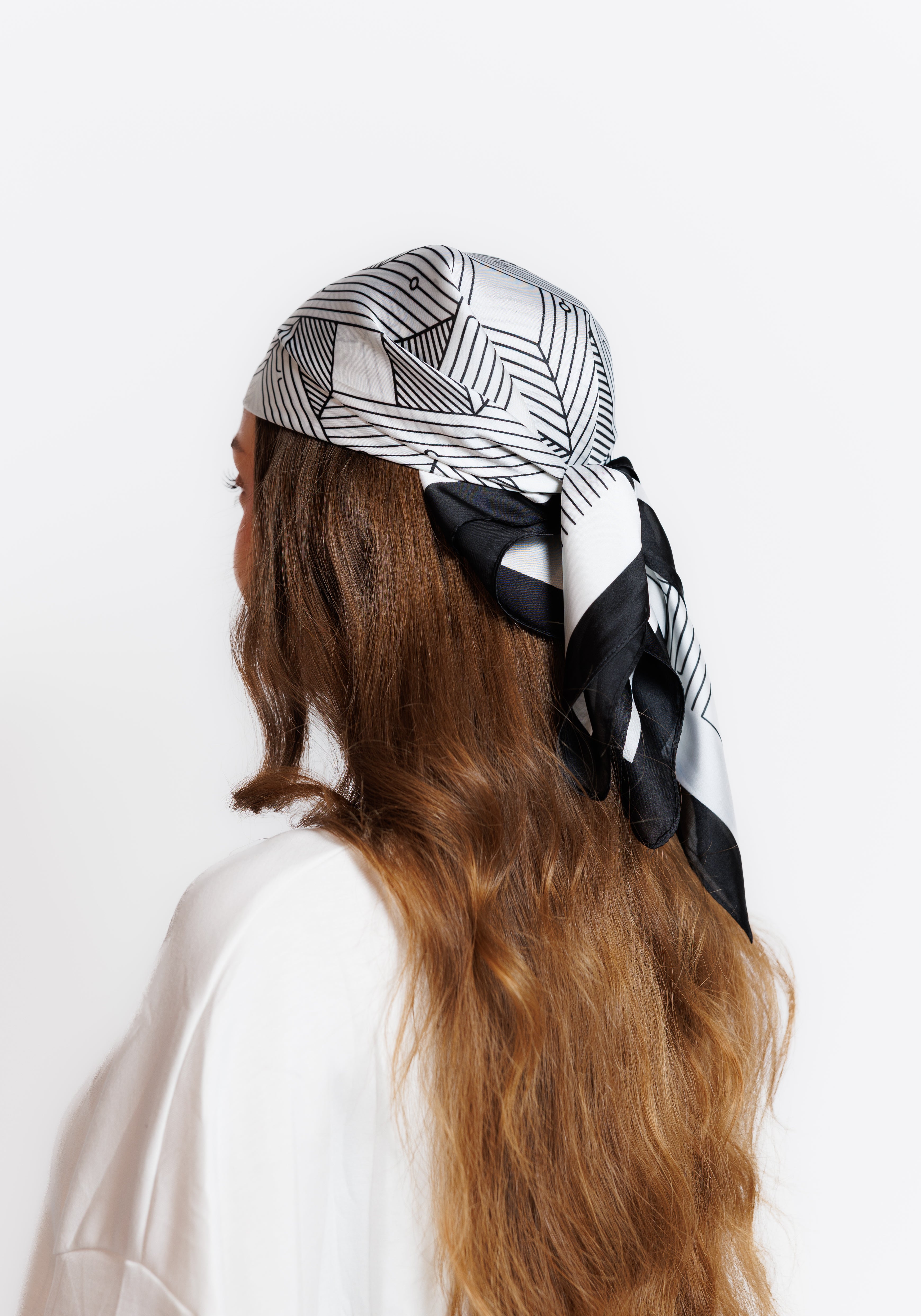 Silk Scarf - Noir ivory