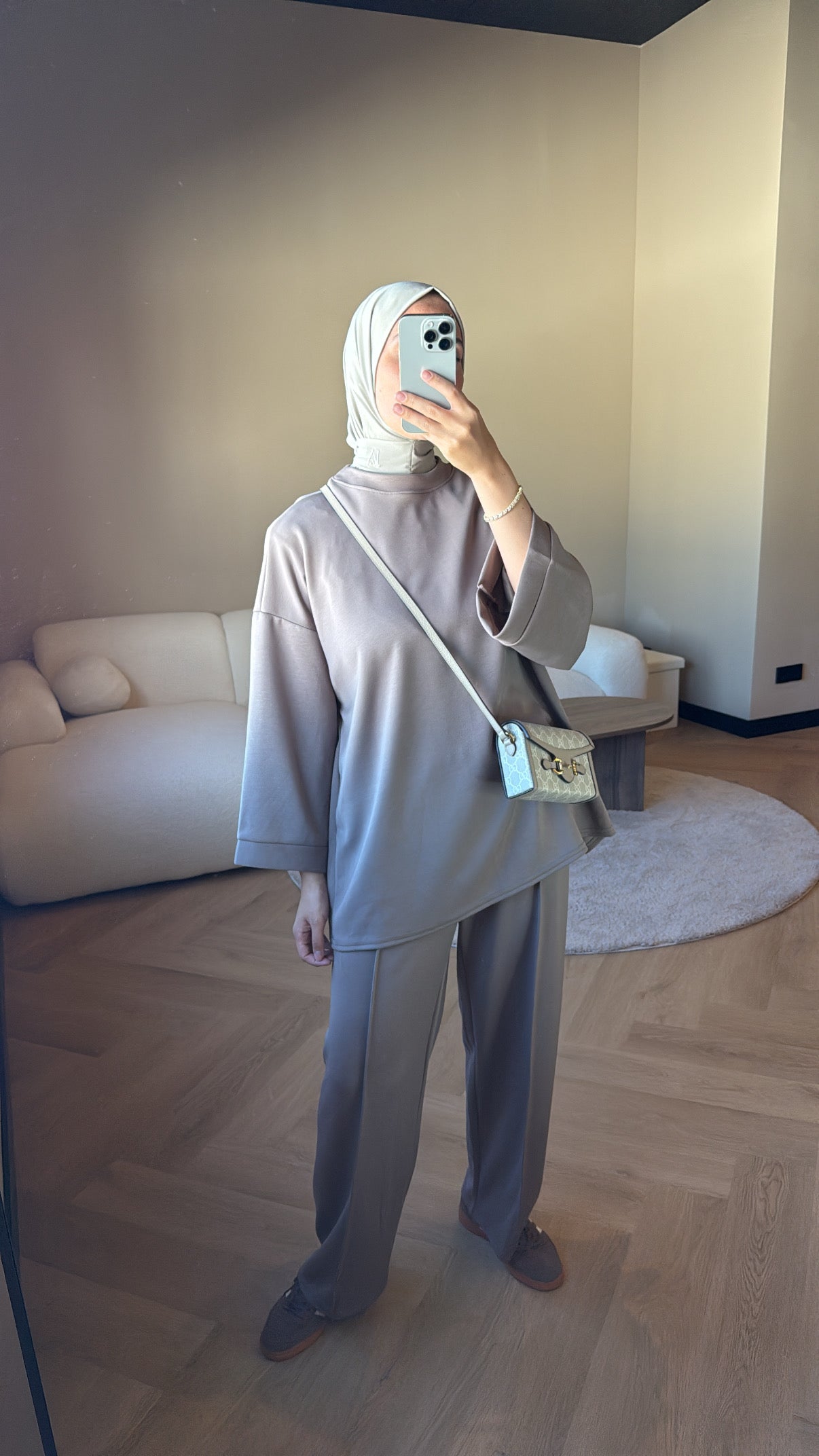 Two Piece Set Noor - Taupe (SHORT)